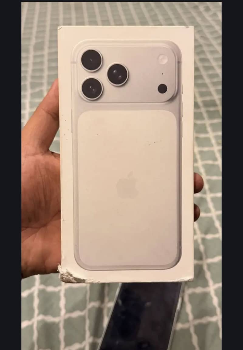 Apple iPhone 17 Pro Max jv 0