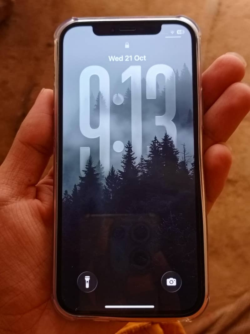 iPhone 12 4