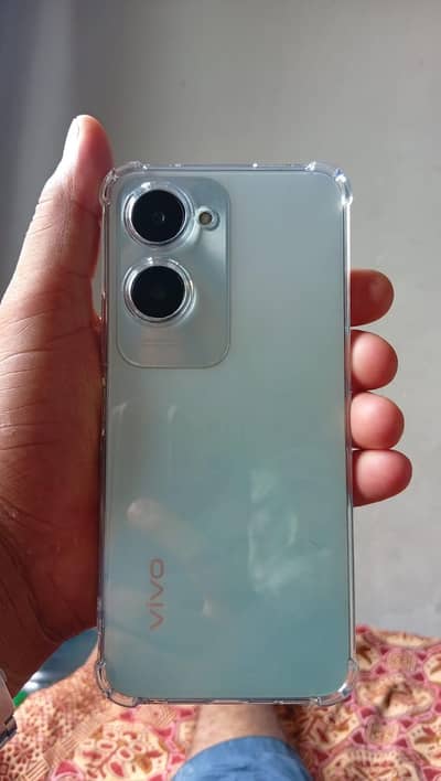 Vivo Y18