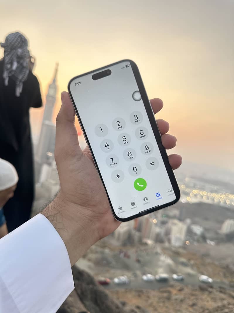 Apple iPhone 17 Pro Max 2