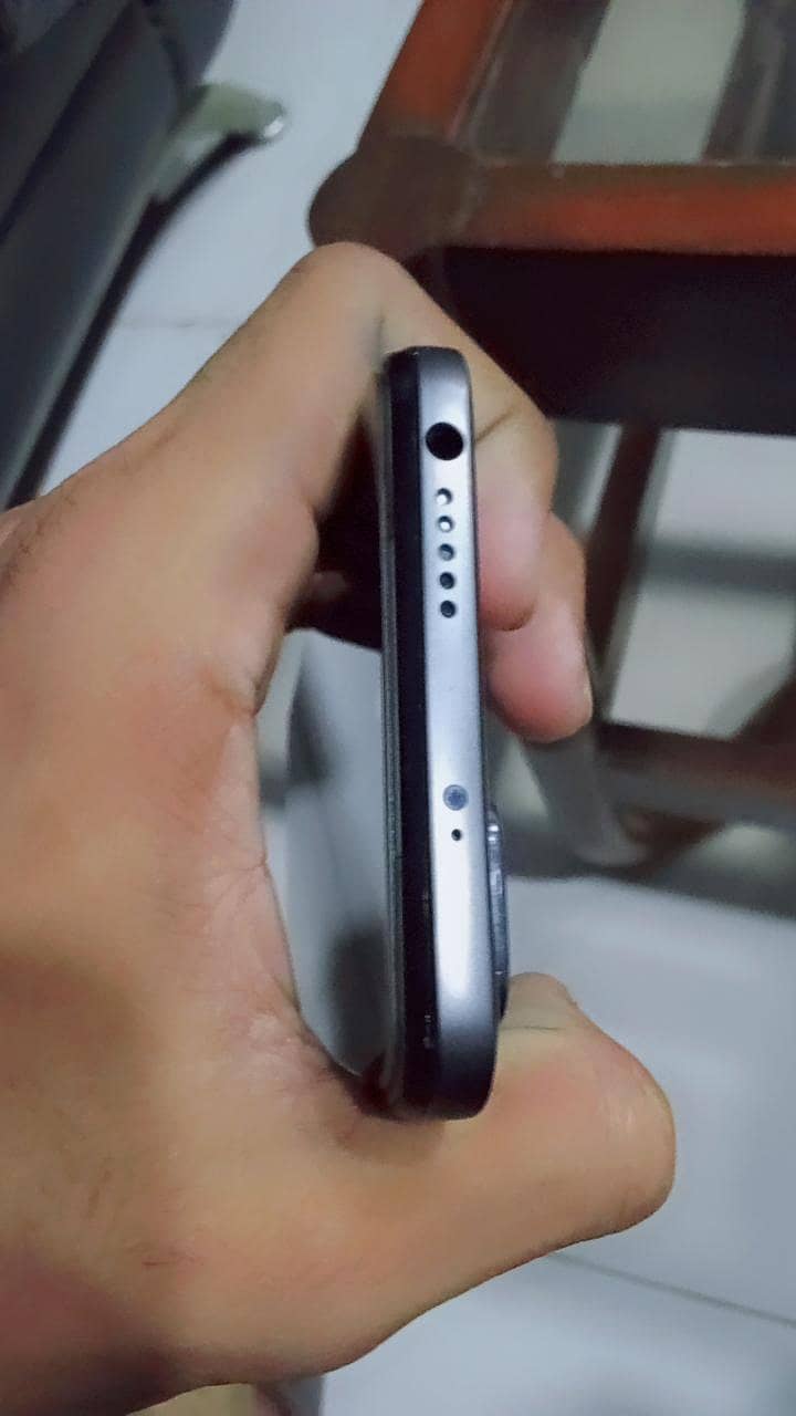Xiaomi Redmi Note 11 0