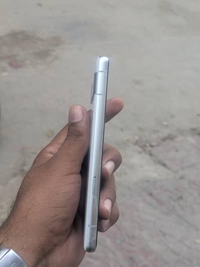 Google Pixel 7a 03021100570