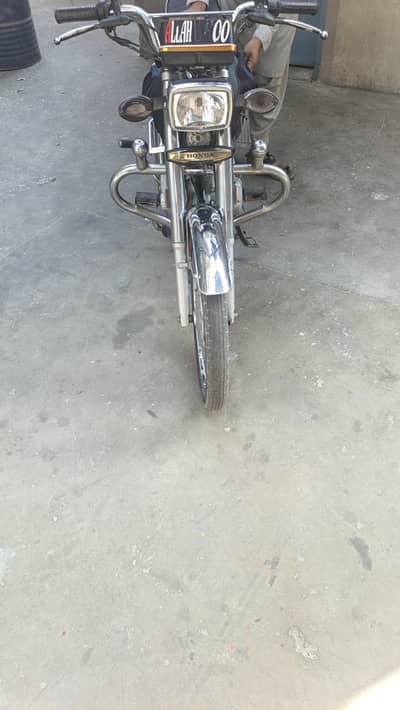 Honda CG Gold Adition 25/26 Model All Sindh Number