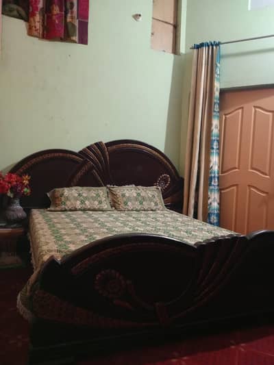 Dubble Bed - Wooden King-size bed - Bed With Matters