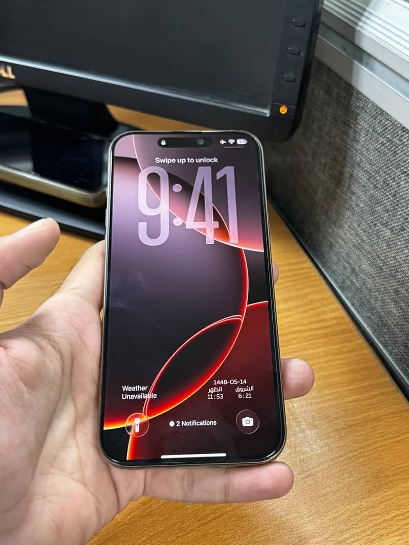 Apple iPhone 16 Pro Max 4