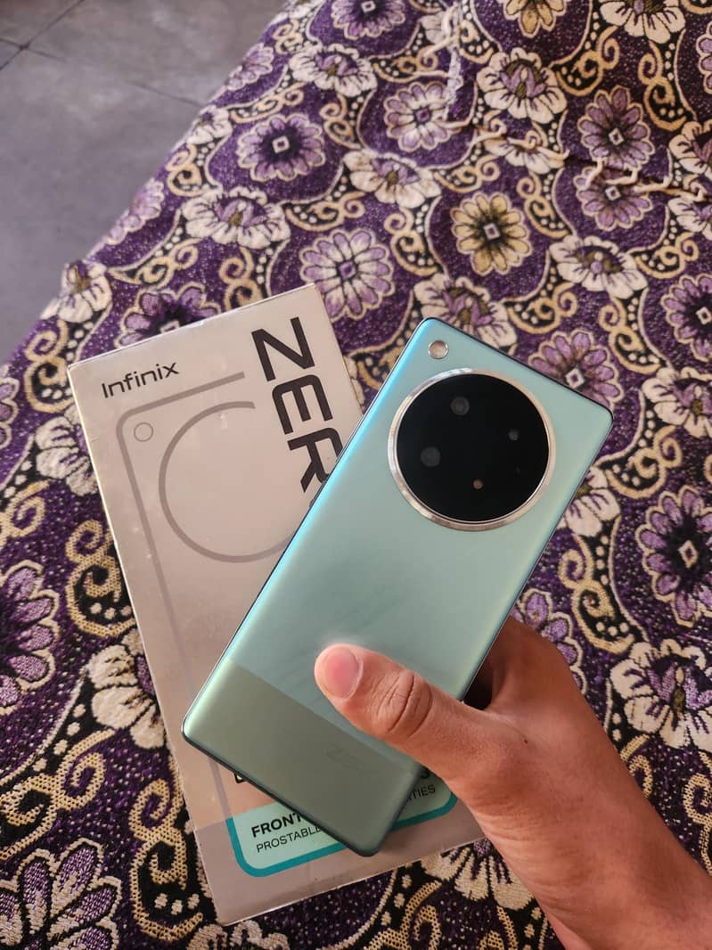Infinix Zero 40 1