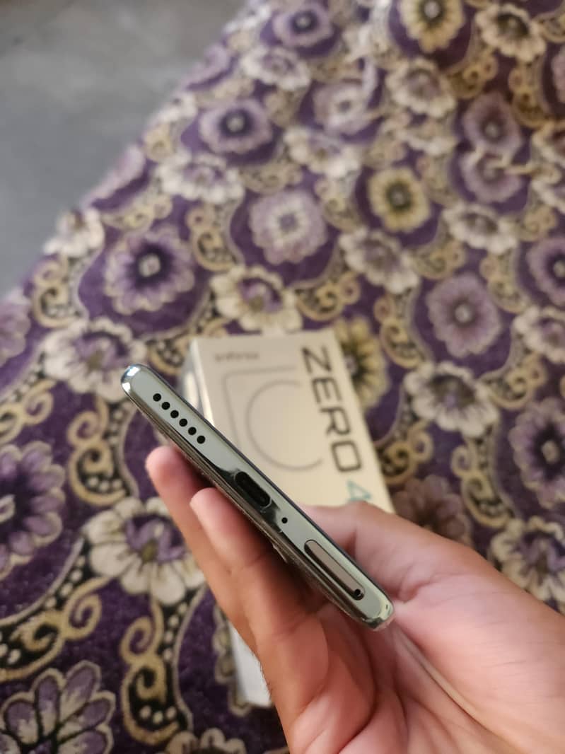 Infinix Zero 40 2