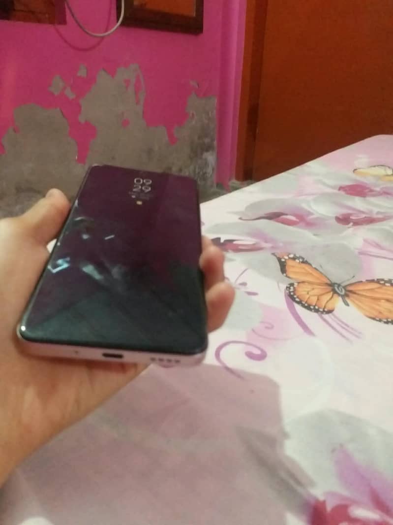 Realme C75x 3
