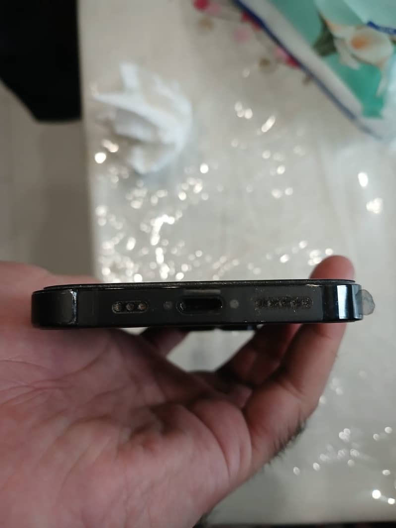 Apple iPhone 14 Pro 2