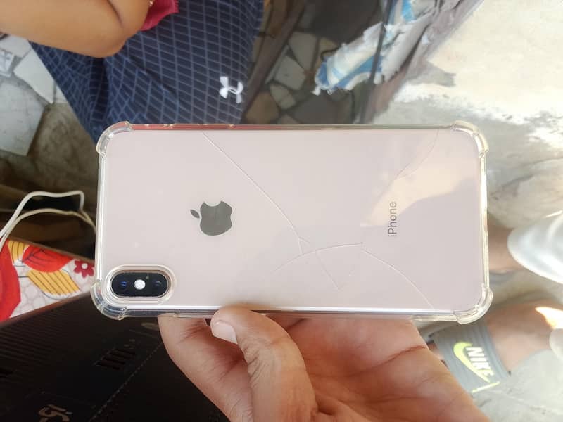 Apple iPhone XS Max 0