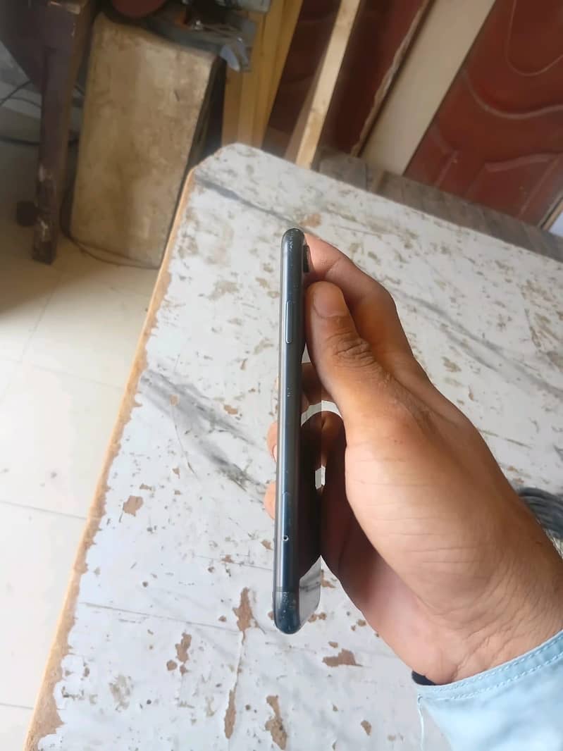 Apple iPhone XR VJ 2