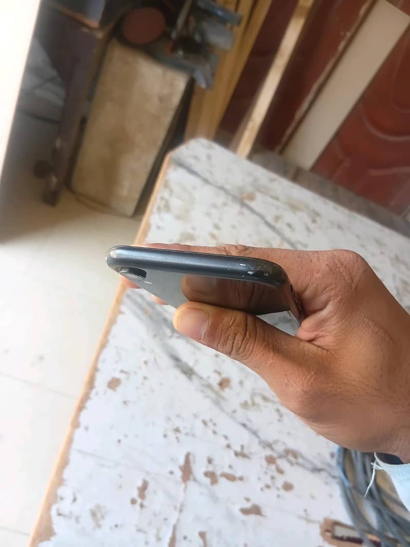 Apple iPhone XR VJ 5