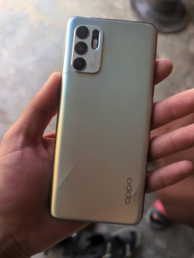 OPPO Reno6