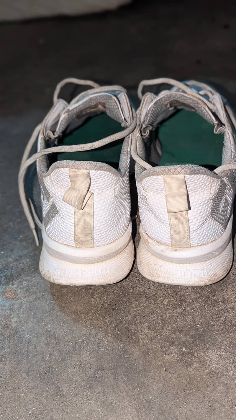 white shoes 2