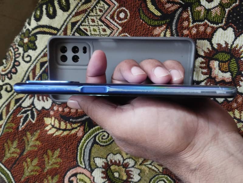 OPPO A54 4