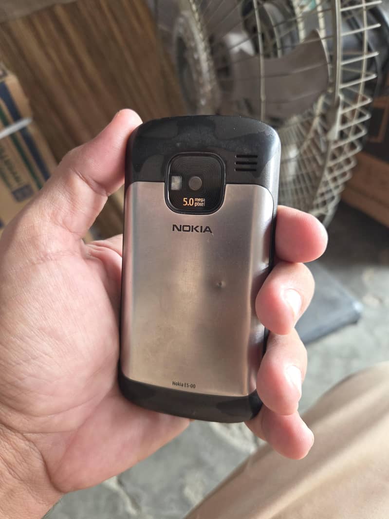 Nokia E5 3