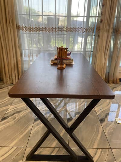 dinning table