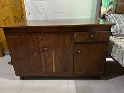 Iron stand for sale urgently
