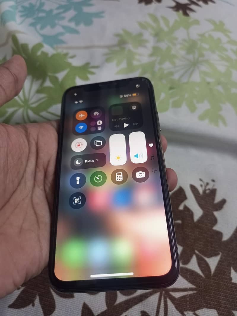 Apple iPhone XS 7