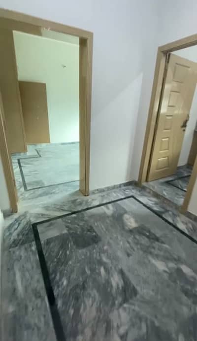 One bed Flat For rent in kuri Road newmal islamabad