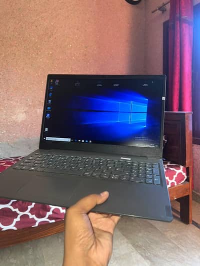 LENOVO V15 | AMD RYZEN 5 3500U | 12GB RAM | 628 SSD