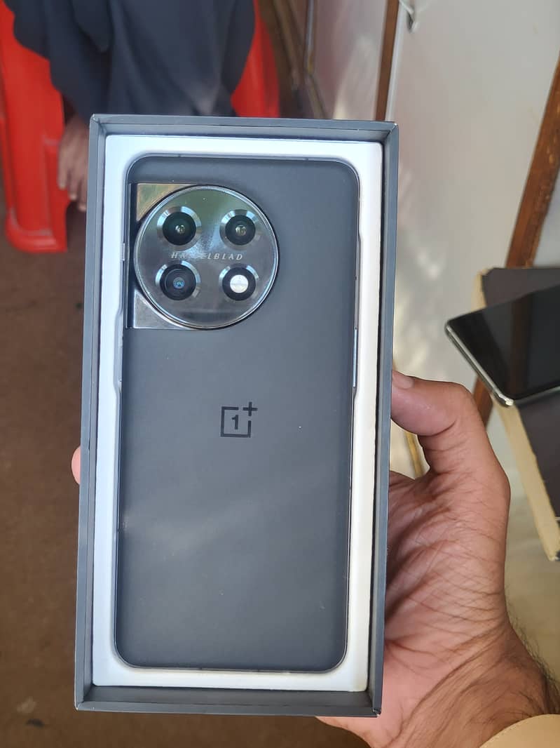 One Plus 11 7