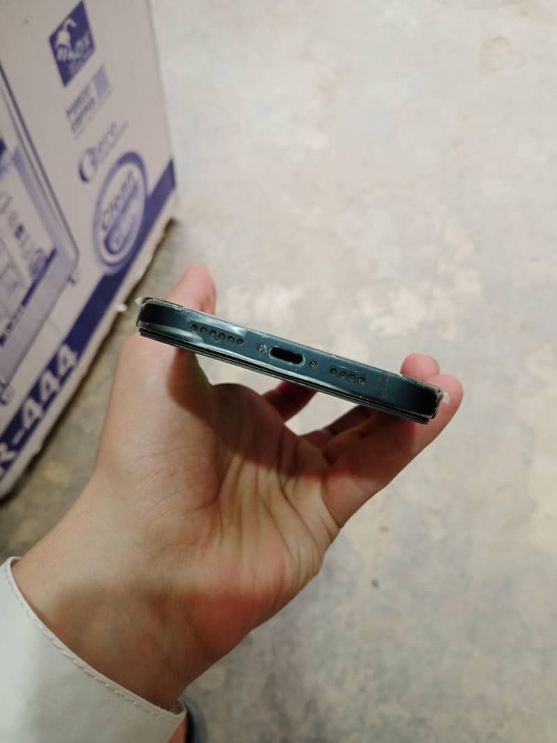 Apple iPhone 14 plus 3