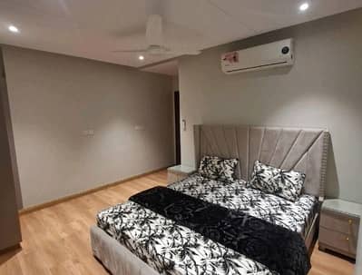 Prime Location Flat Sized 550 Square Feet Available In Gulberg
