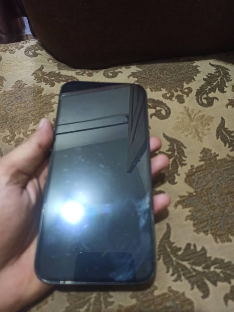 Apple iPhone 15 Pro Max 1