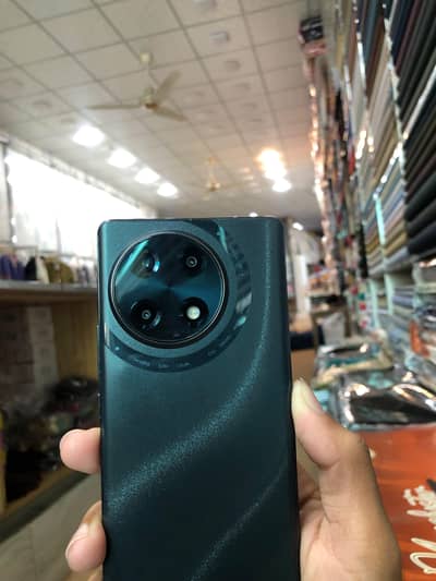 Tecno CAMON 30S complete box 8+8 256