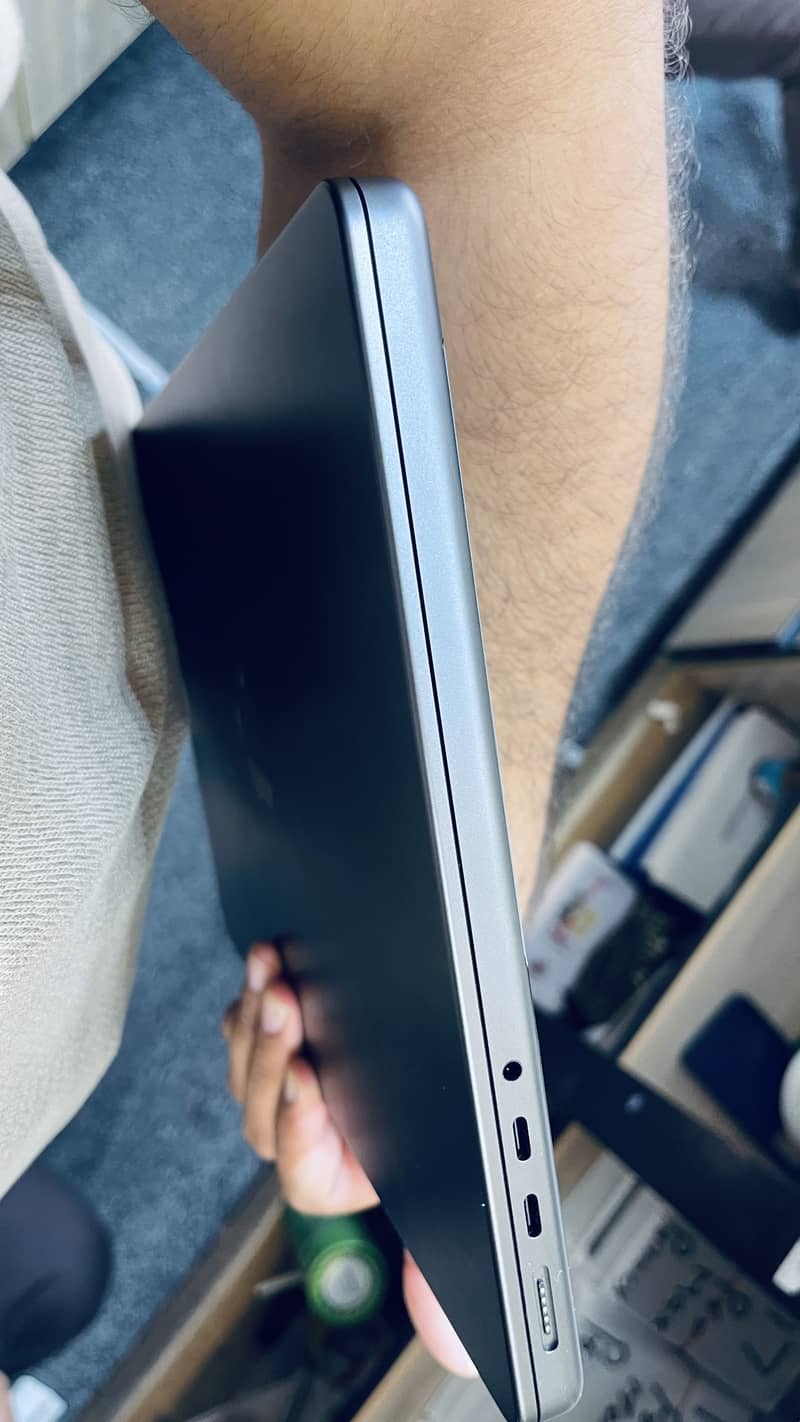 M4 PRO 4