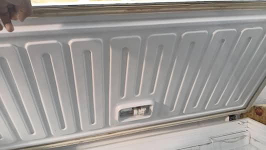 waves cool bank 1 door