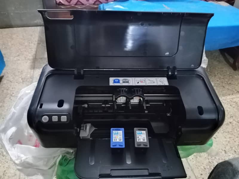 HP D2460 Colour printer 6