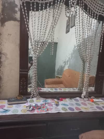100% wooden dressing table