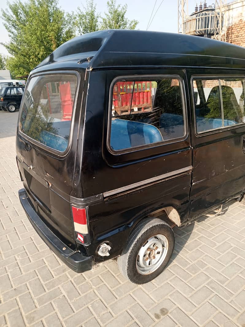 Suzuki Bolan 2012 3
