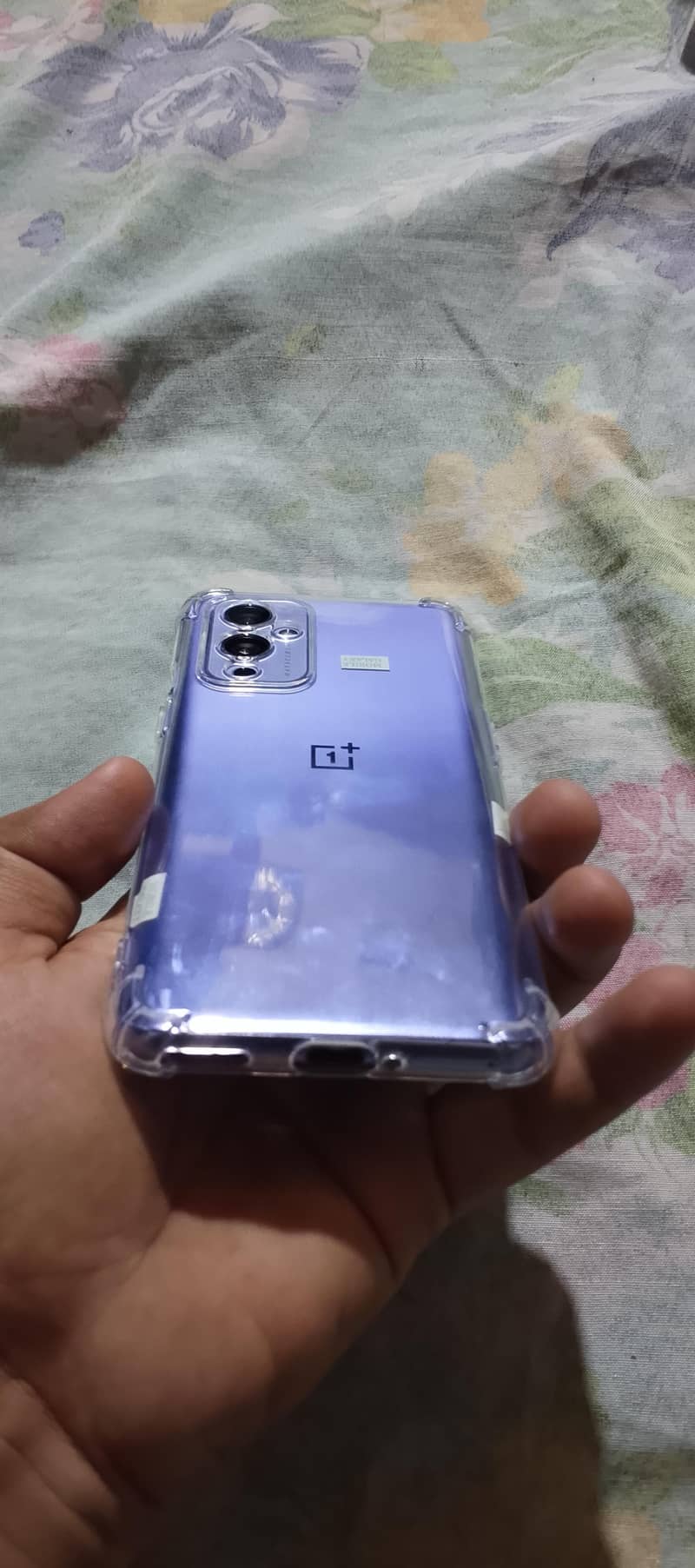 One Plus 9 5g 3