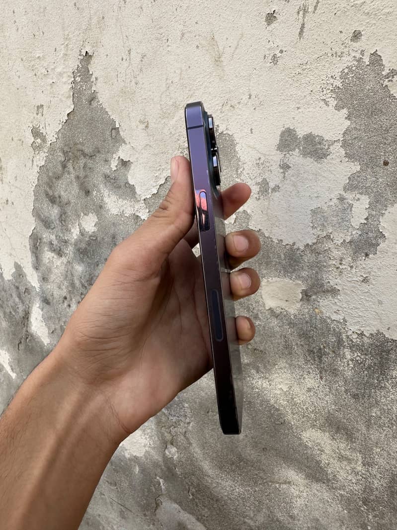 Apple iPhone 14 Pro Max 3