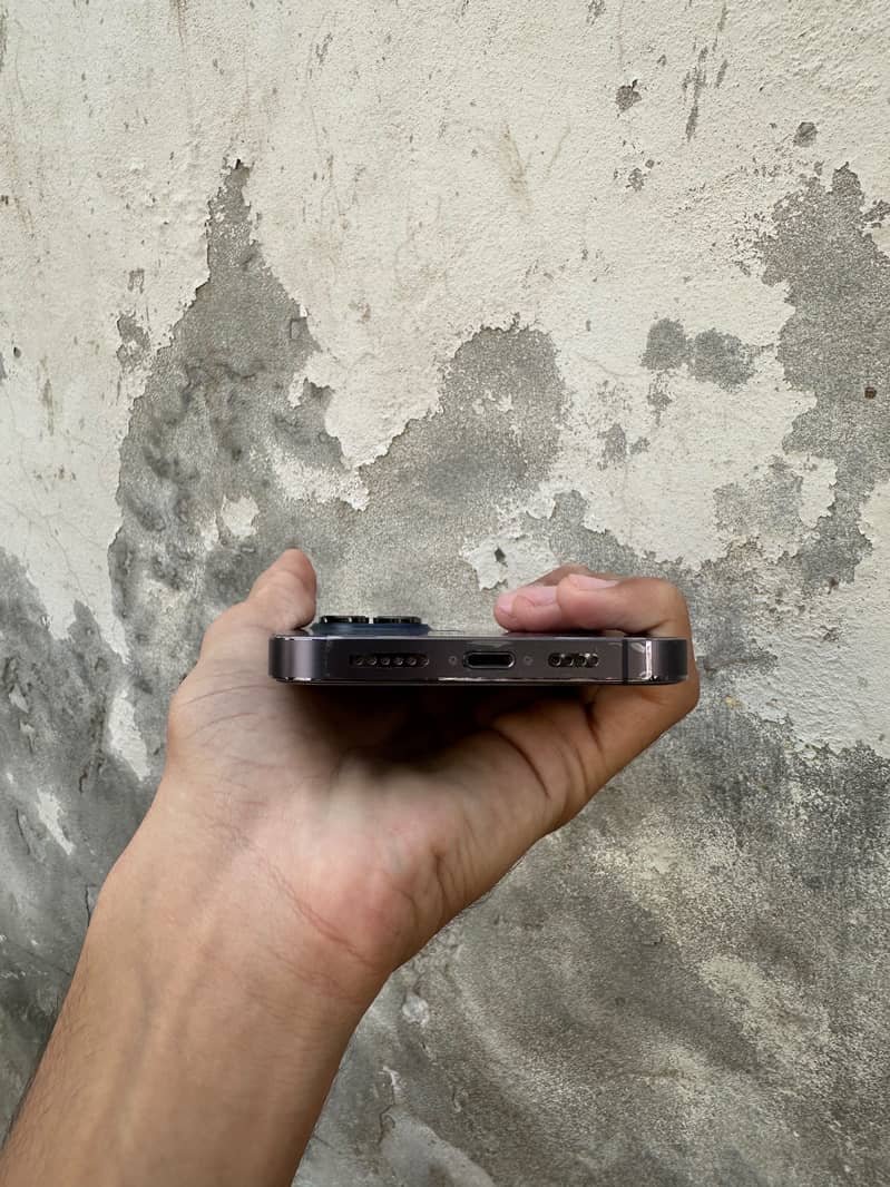 Apple iPhone 14 Pro Max 5