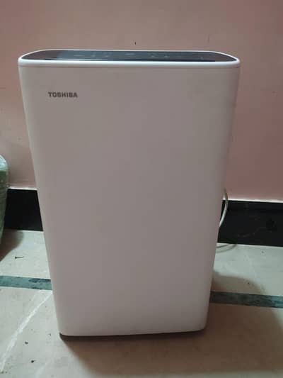 Toshiba Portable ac for sale lush cooling