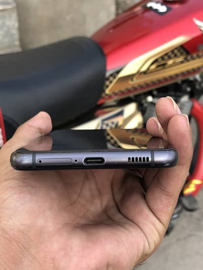 Samsung Mobile S21 FE