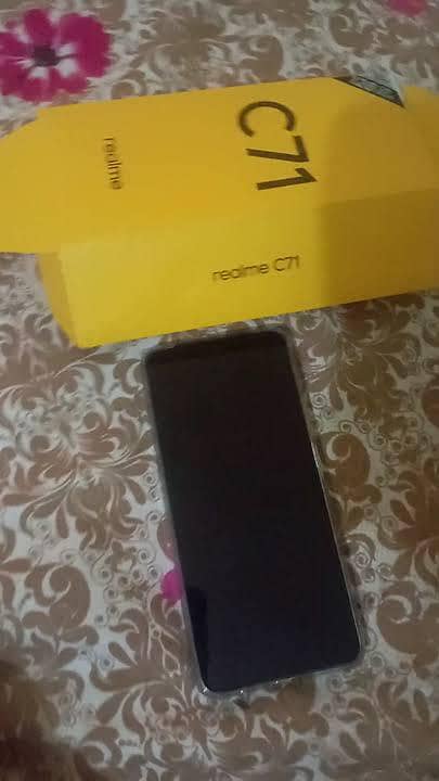 Realme C71 1