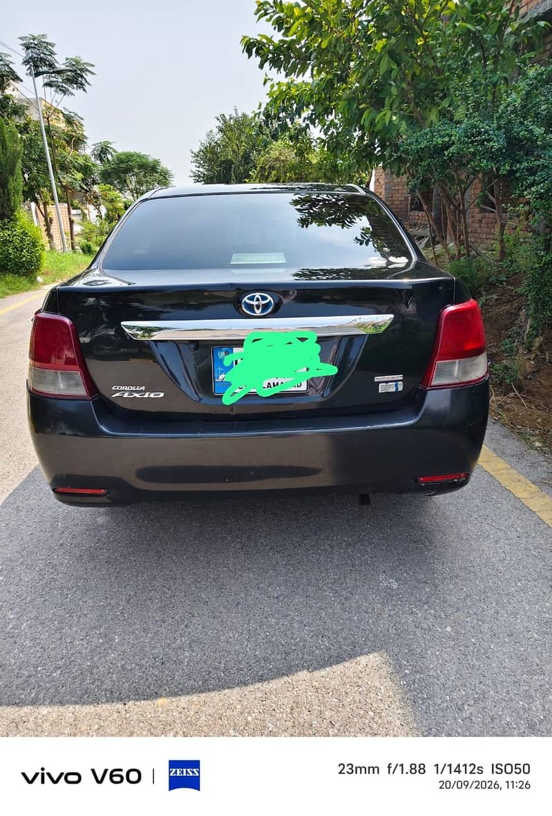 Toyota Corolla Axio 2014 3
