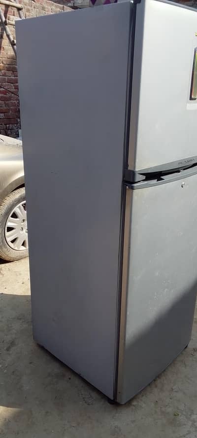 fridge Toshiba  good condition