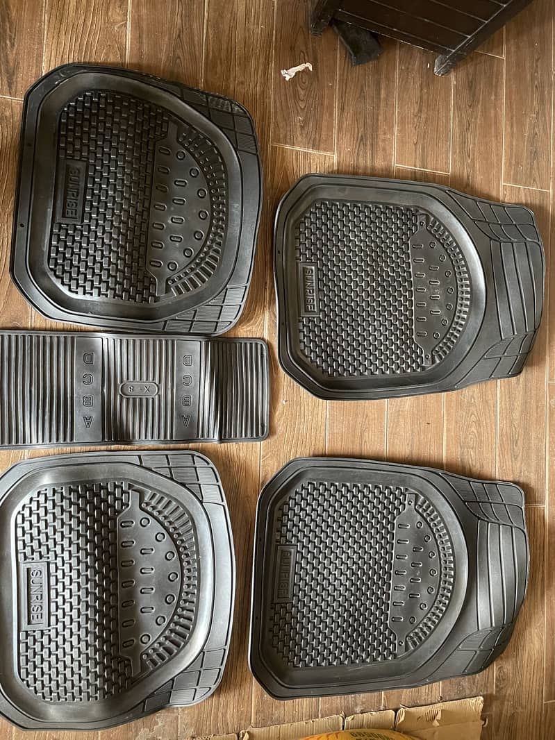 Floor mats 4