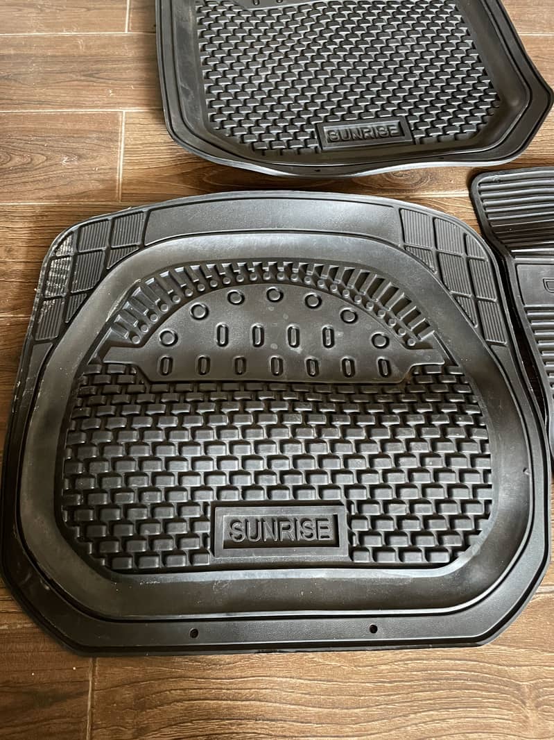 Floor mats 5