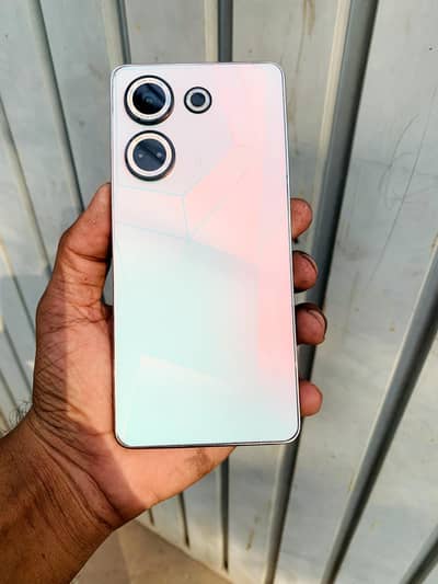 Tecno CAMON 20