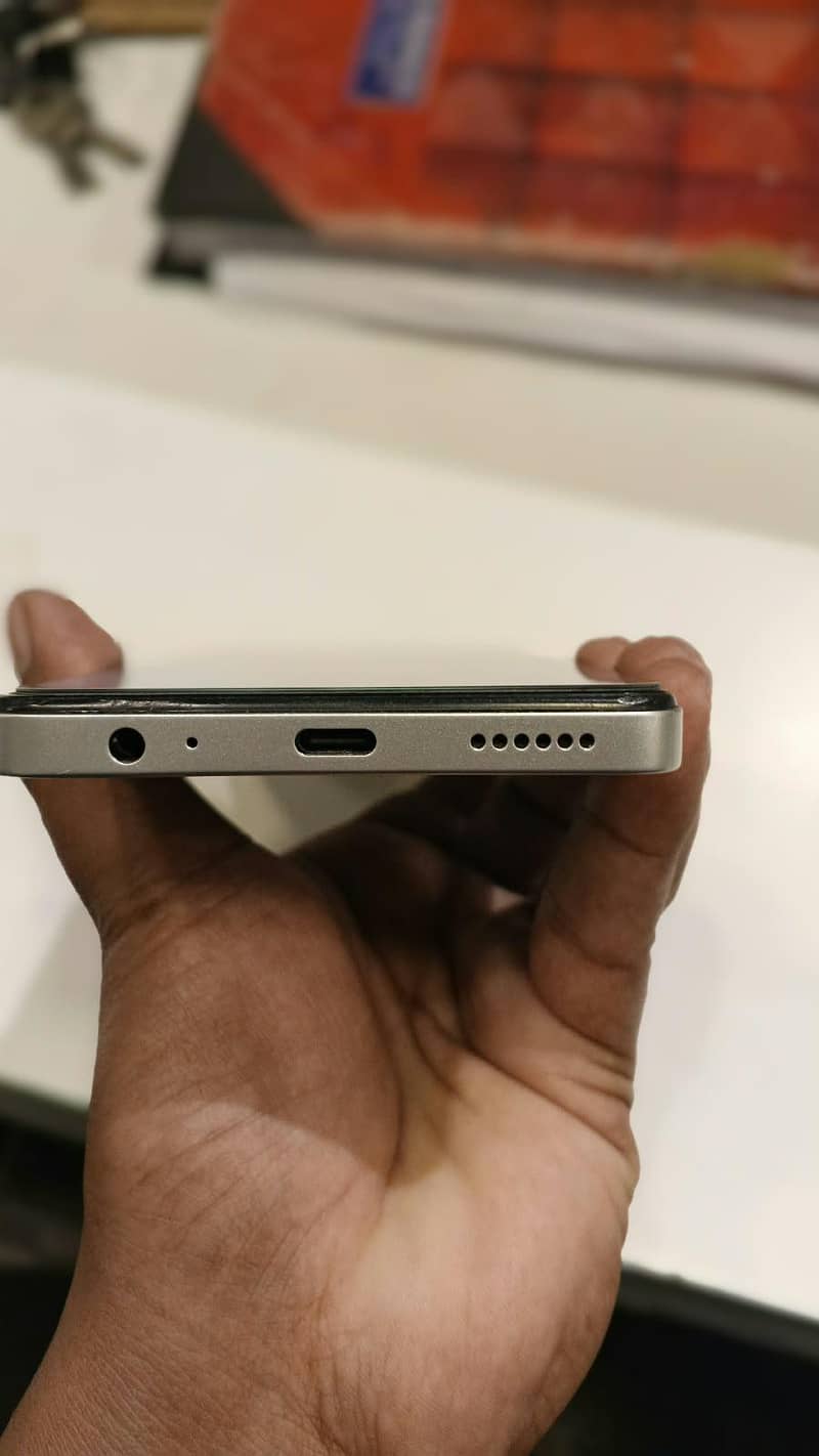 Tecno Spark 10 Pro 5
