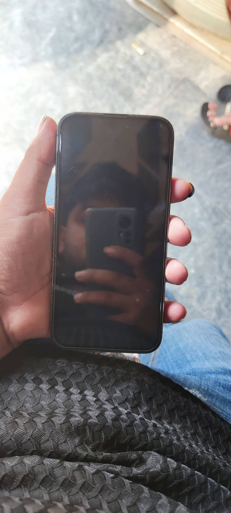 Apple iPhone 14 Pro Max 1