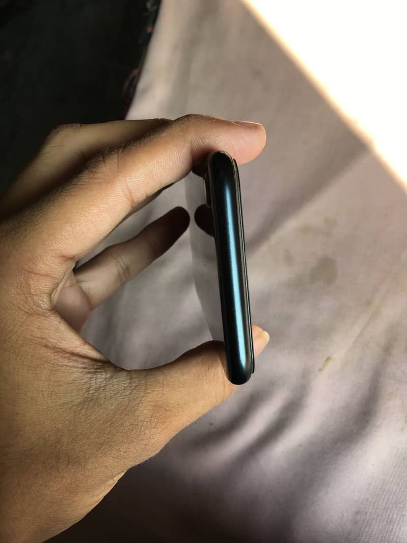 Apple iPhone SE 2022 PTA 16