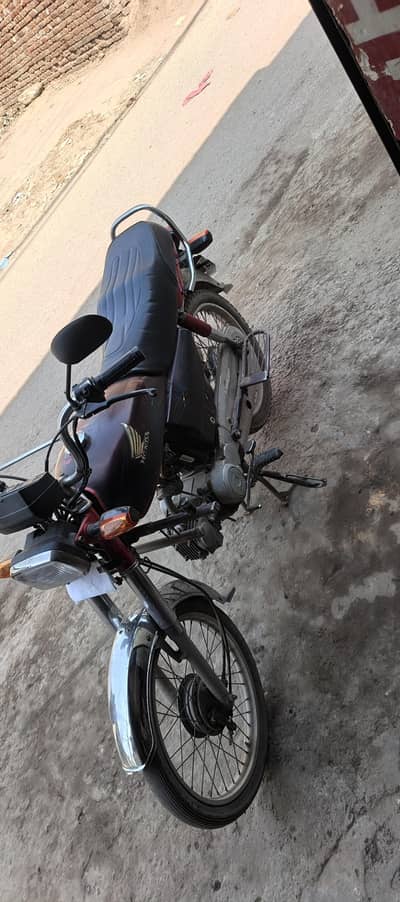 Honda CD 70 2018 excellent condition